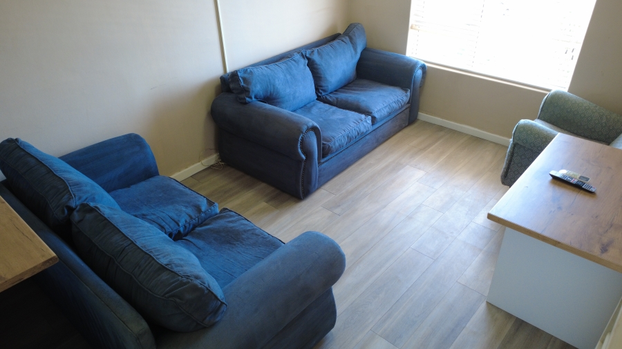 To Let 2 Bedroom Property for Rent in Zonnebloem Western Cape